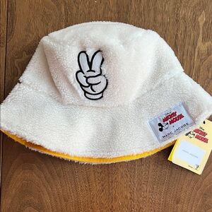 Marc Jacobs Disney White Fleece Bucket Hat with Mickey Peace Sign